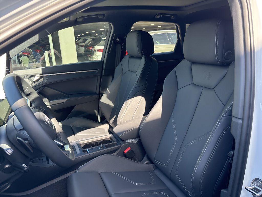 new 2025 Audi Q3 car, priced at $44,515