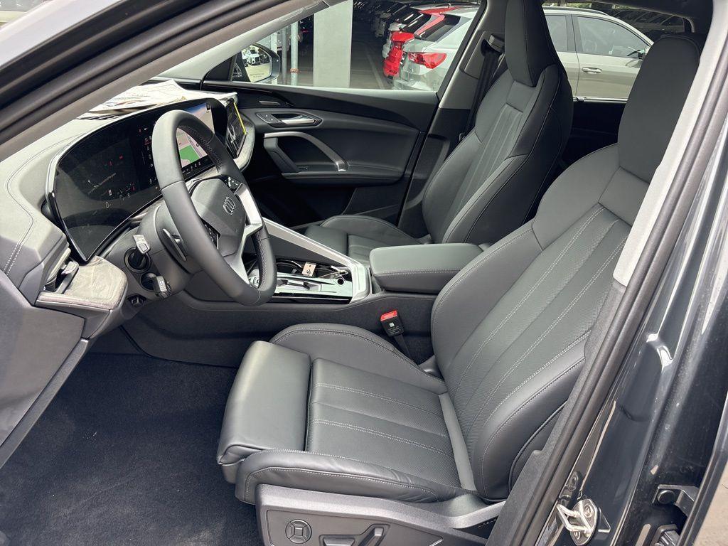 new 2025 Audi Q5 car, priced at $62,644