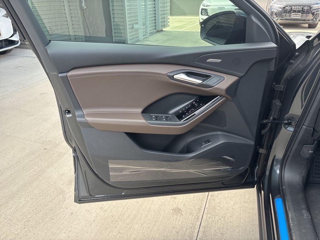 new 2025 Audi Q6 e-tron car, priced at $57,717