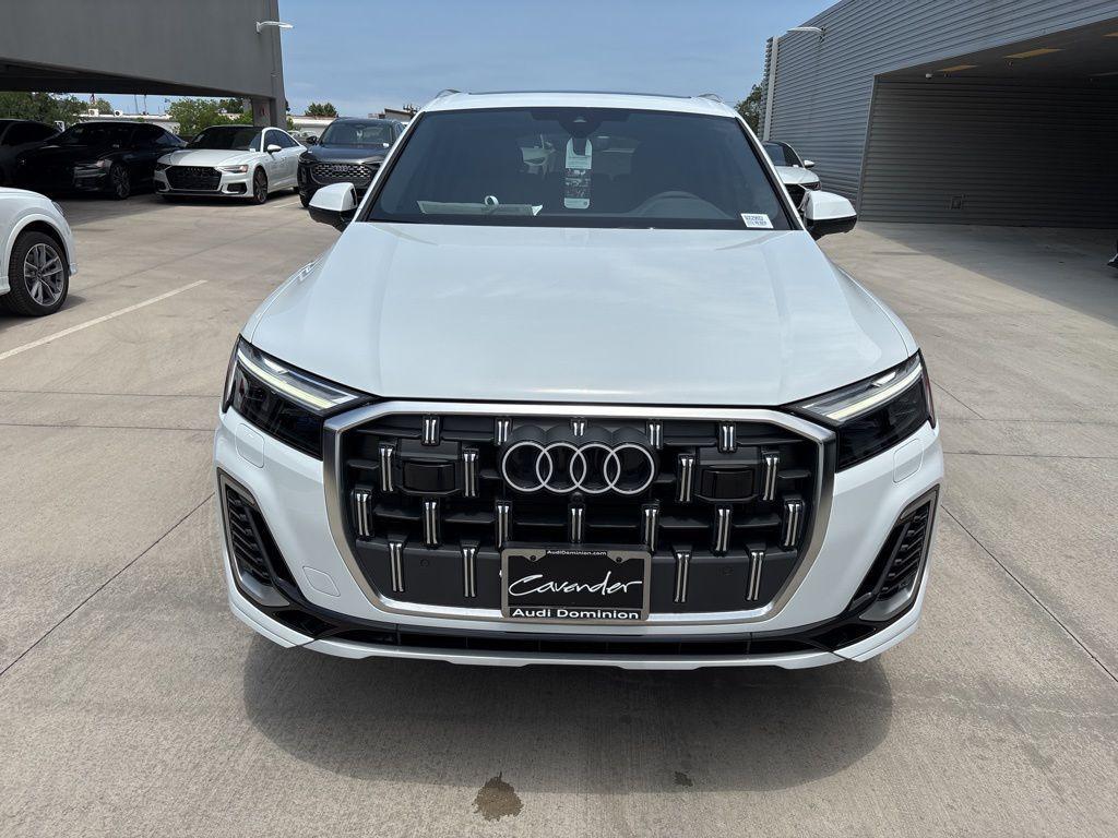 new 2025 Audi Q7 car, priced at $60,035
