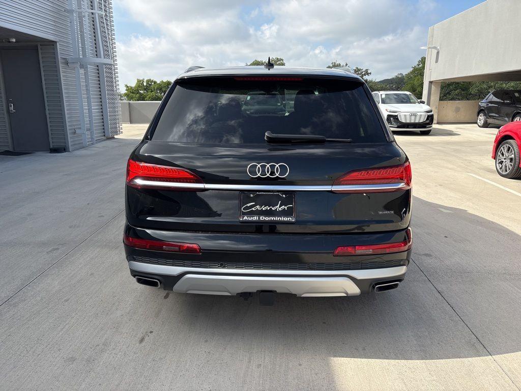 new 2025 Audi Q7 car, priced at $64,910