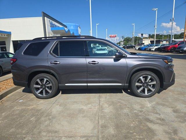 new 2025 Honda Pilot car, priced at $51,050