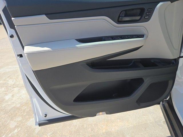 new 2025 Honda Odyssey car, priced at $45,145