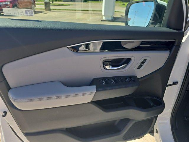 new 2025 Honda Pilot car, priced at $47,505