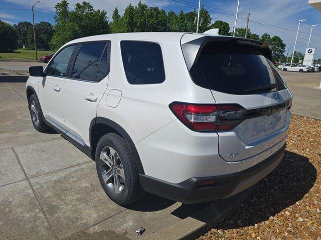 new 2025 Honda Pilot car, priced at $47,505