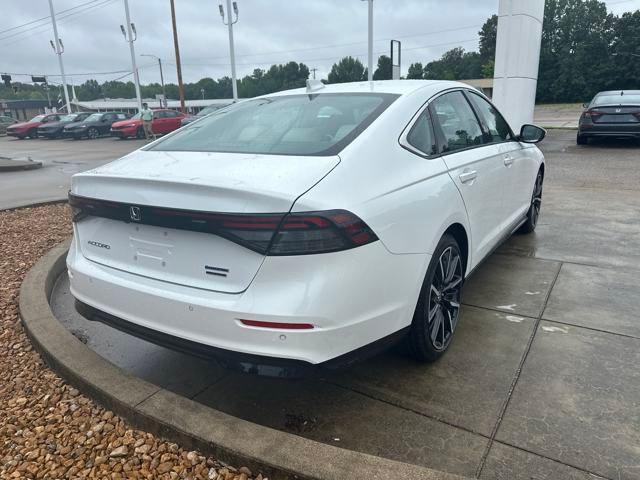 new 2025 Honda Accord Hybrid car, priced at $40,905