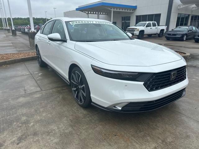 new 2025 Honda Accord Hybrid car, priced at $40,905