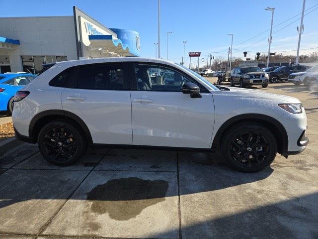 new 2025 Honda HR-V car, priced at $30,805