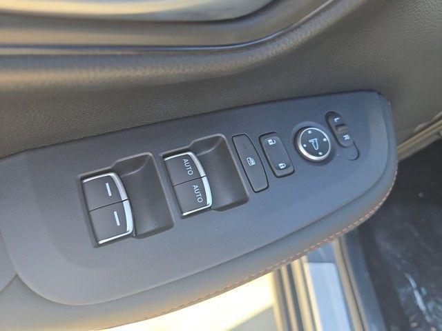 new 2025 Honda HR-V car, priced at $30,850