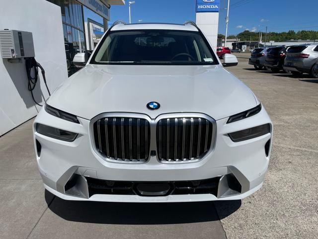 new 2026 BMW X7 car, priced at $91,655