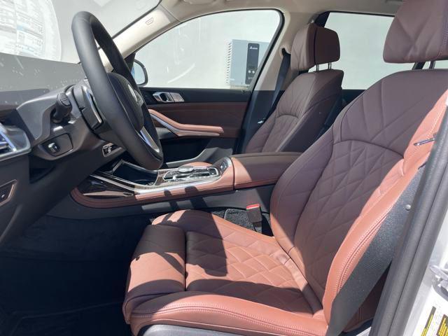 new 2026 BMW X7 car, priced at $91,655