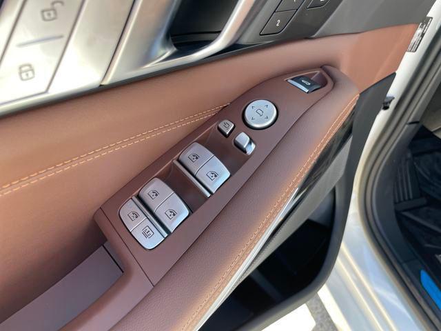 new 2026 BMW X7 car, priced at $91,655