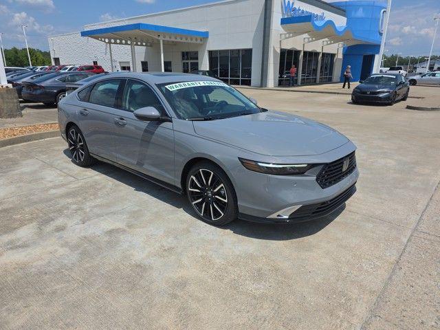new 2025 Honda Accord Hybrid car, priced at $40,905