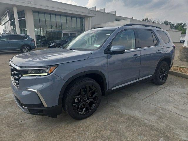 new 2025 Honda Pilot car, priced at $53,405
