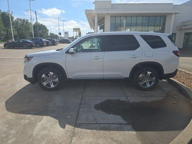 new 2025 Honda Pilot car, priced at $47,505