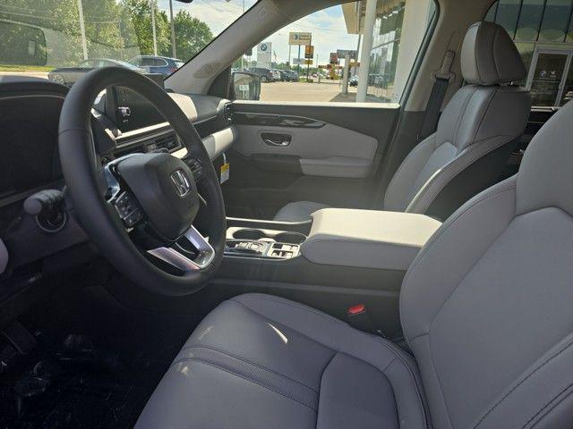 new 2025 Honda Pilot car, priced at $47,505