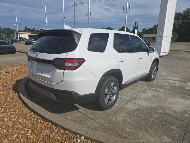 new 2025 Honda Pilot car, priced at $47,505