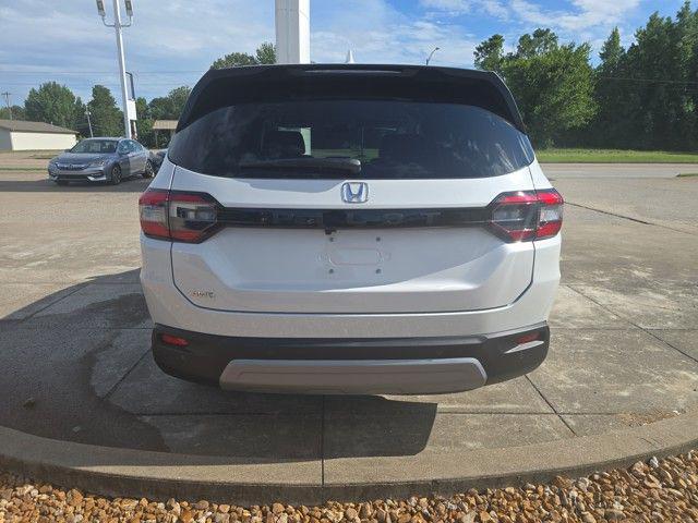 new 2025 Honda Pilot car, priced at $47,505