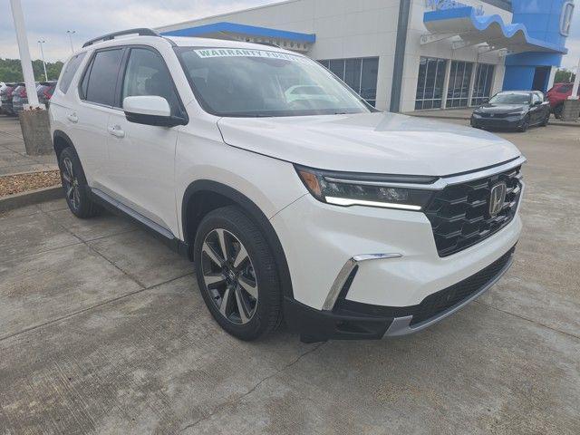 new 2025 Honda Pilot car, priced at $51,505