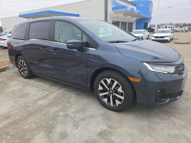 new 2025 Honda Odyssey car, priced at $43,670