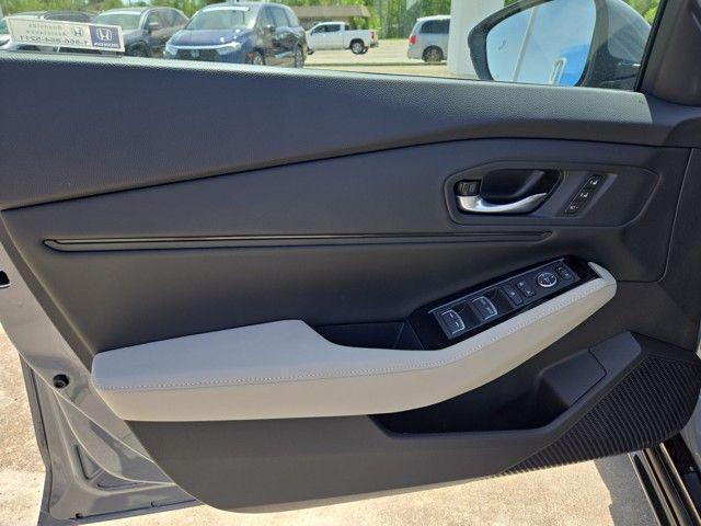 new 2025 Honda Accord Hybrid car, priced at $40,905