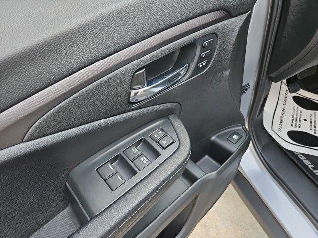 used 2023 Honda Ridgeline car, priced at $35,895