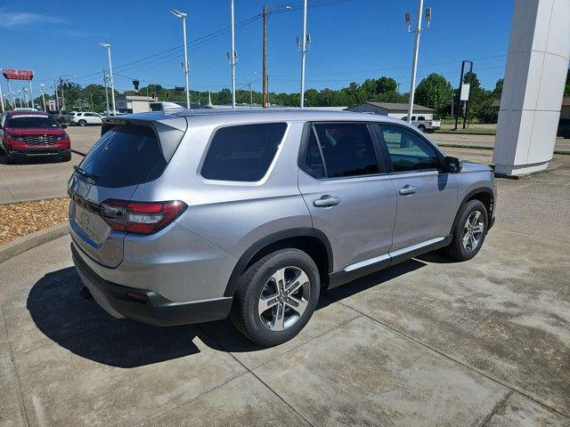 new 2025 Honda Pilot car, priced at $47,800