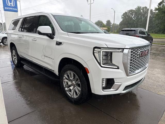 used 2021 GMC Yukon XL car, priced at $48,882