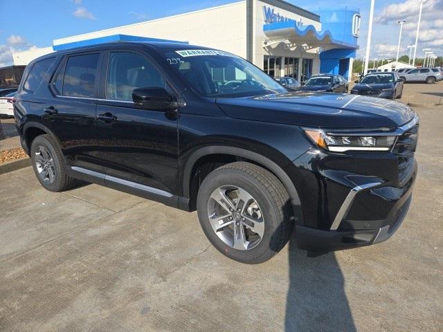 new 2025 Honda Pilot car, priced at $46,995