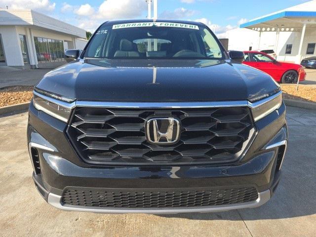 new 2025 Honda Pilot car, priced at $46,995