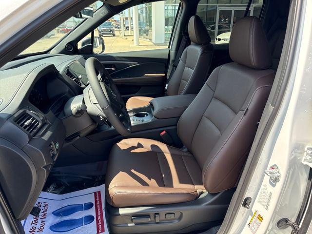 new 2025 Honda Ridgeline car, priced at $44,885
