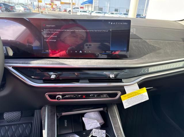 new 2025 BMW X7 car, priced at $93,335