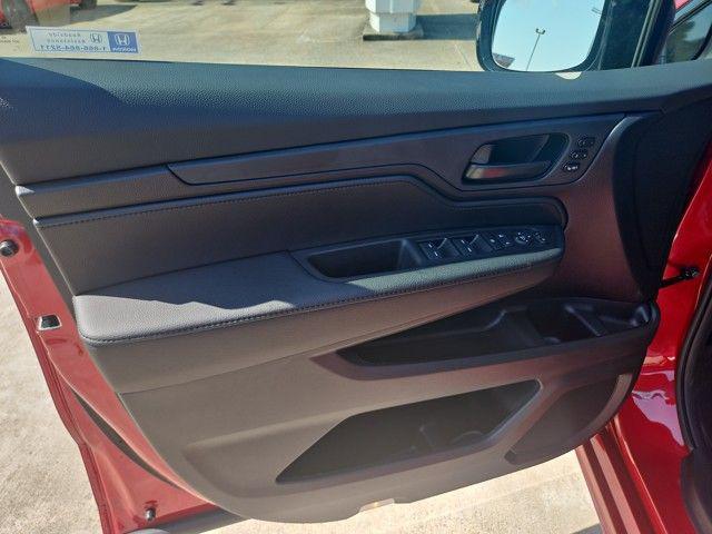 new 2025 Honda Odyssey car, priced at $45,275