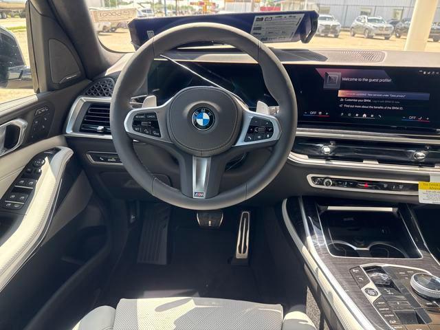 new 2026 BMW X7 car, priced at $100,425