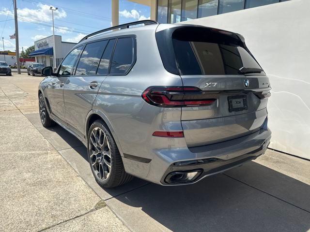 new 2026 BMW X7 car, priced at $100,425