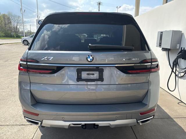 new 2025 BMW X7 car, priced at $92,125