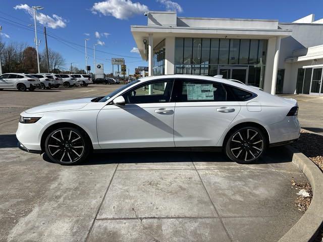 new 2025 Honda Accord Hybrid car, priced at $40,850