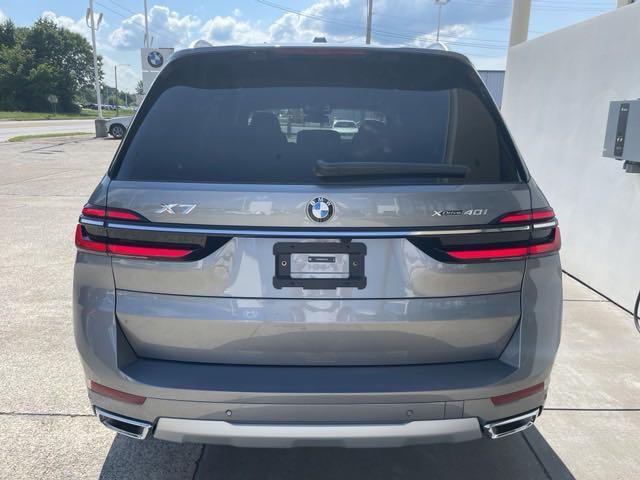 new 2025 BMW X7 car, priced at $93,205