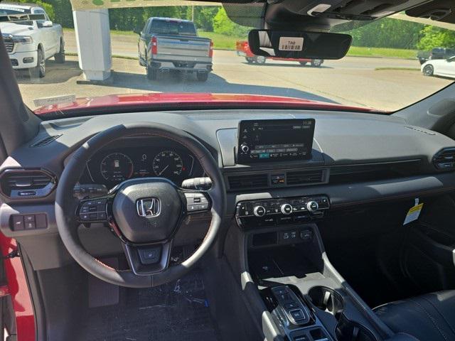 new 2025 Honda Pilot car, priced at $52,090