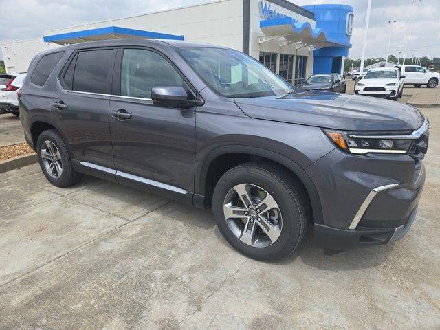 new 2025 Honda Pilot car, priced at $47,050