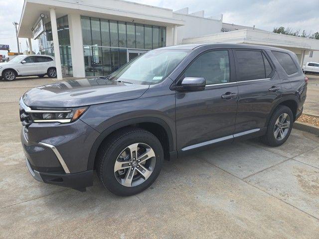 new 2025 Honda Pilot car, priced at $47,050
