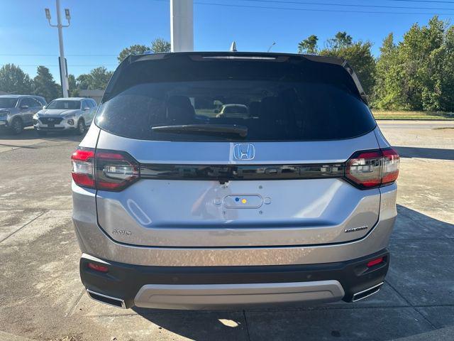 new 2025 Honda Pilot car, priced at $51,095