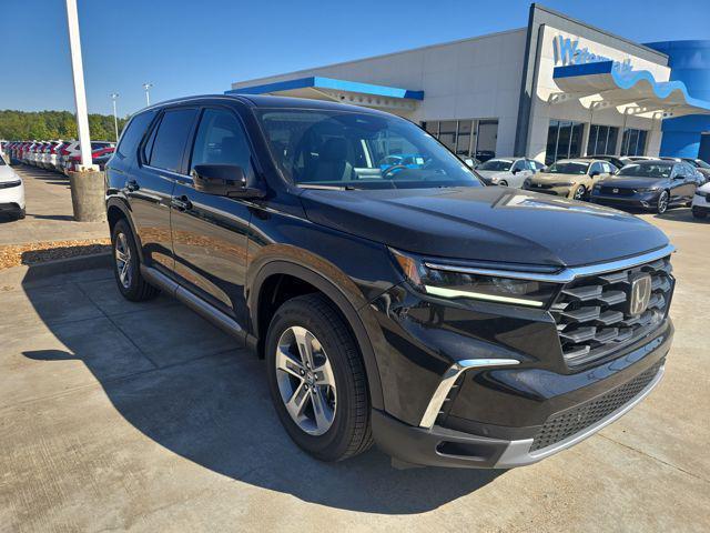 new 2025 Honda Pilot car, priced at $47,095