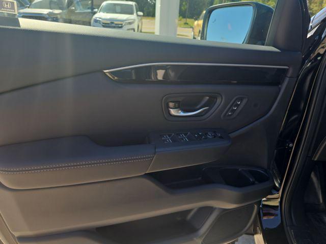 new 2025 Honda Pilot car, priced at $47,095