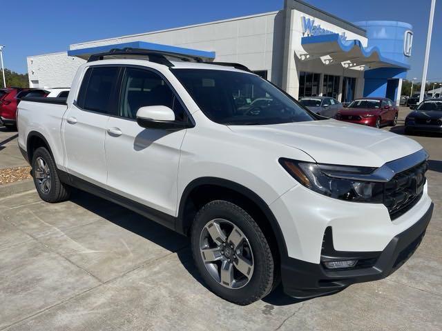 new 2025 Honda Ridgeline car, priced at $47,330