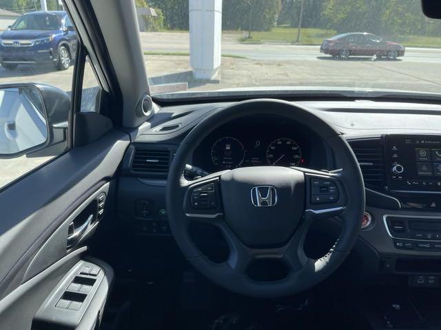 new 2025 Honda Ridgeline car, priced at $47,330