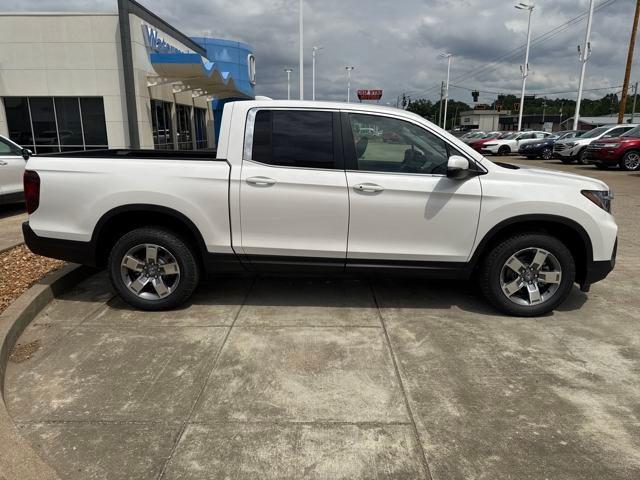 new 2025 Honda Ridgeline car, priced at $44,885