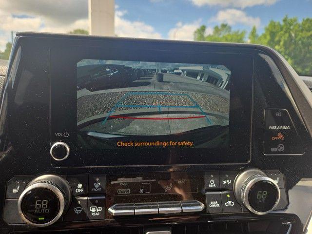 used 2023 Toyota Highlander car, priced at $38,895