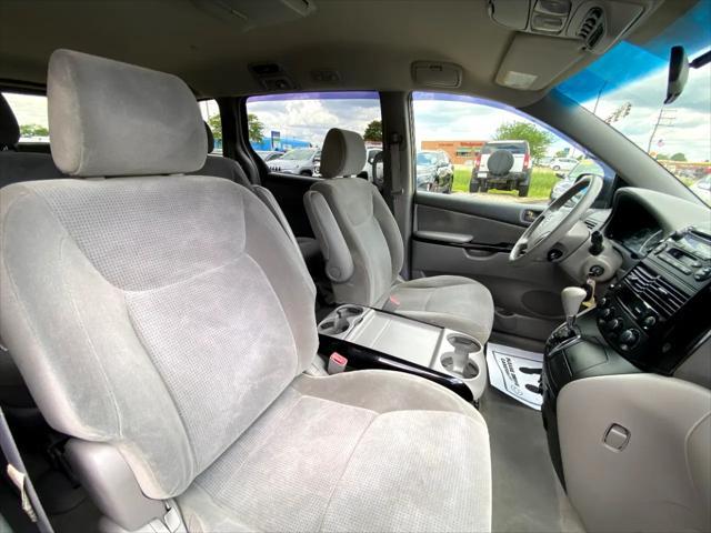 used 2004 Toyota Sienna car, priced at $7,995