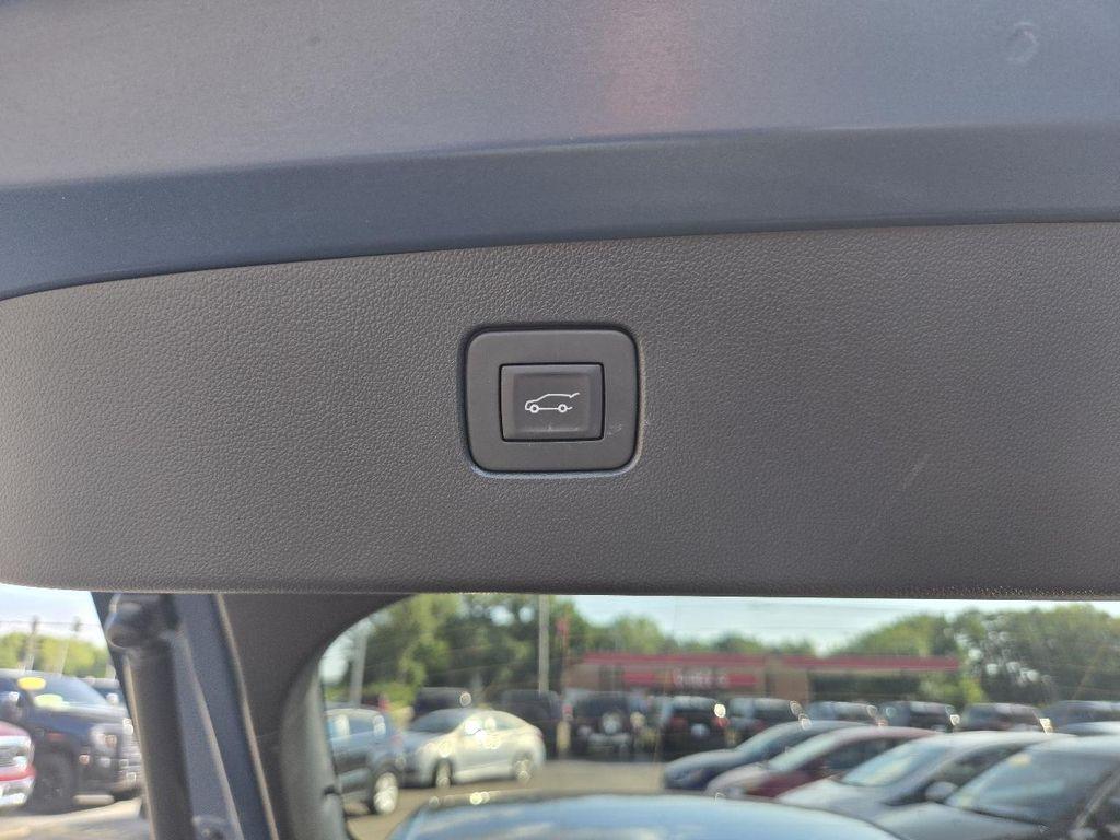 used 2025 Buick Envista car, priced at $25,995